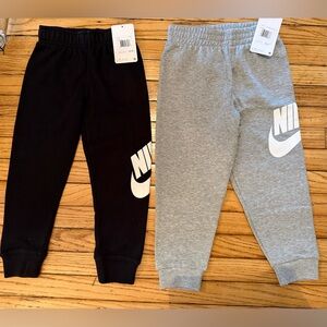 Nike boys size 5 sweatpants new with tag